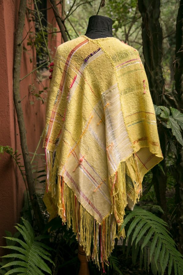 Ruana Poncho Margarita. - Imagen 3