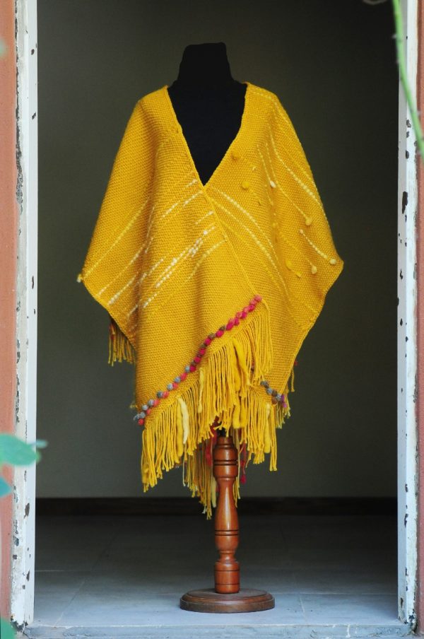 Ruana Poncho Trigo.