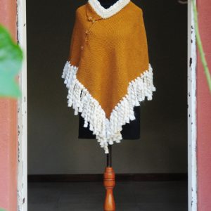Poncho Caoba.